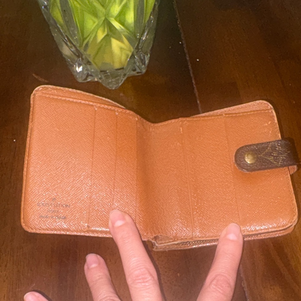 Louis Vuitton Brown Monogram Compact Wallet with Gold Hardware. Authentic. - Picture 15 of 16